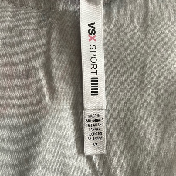 VSX Monochrome Patterned Sports Bra - Picture 5 of 11